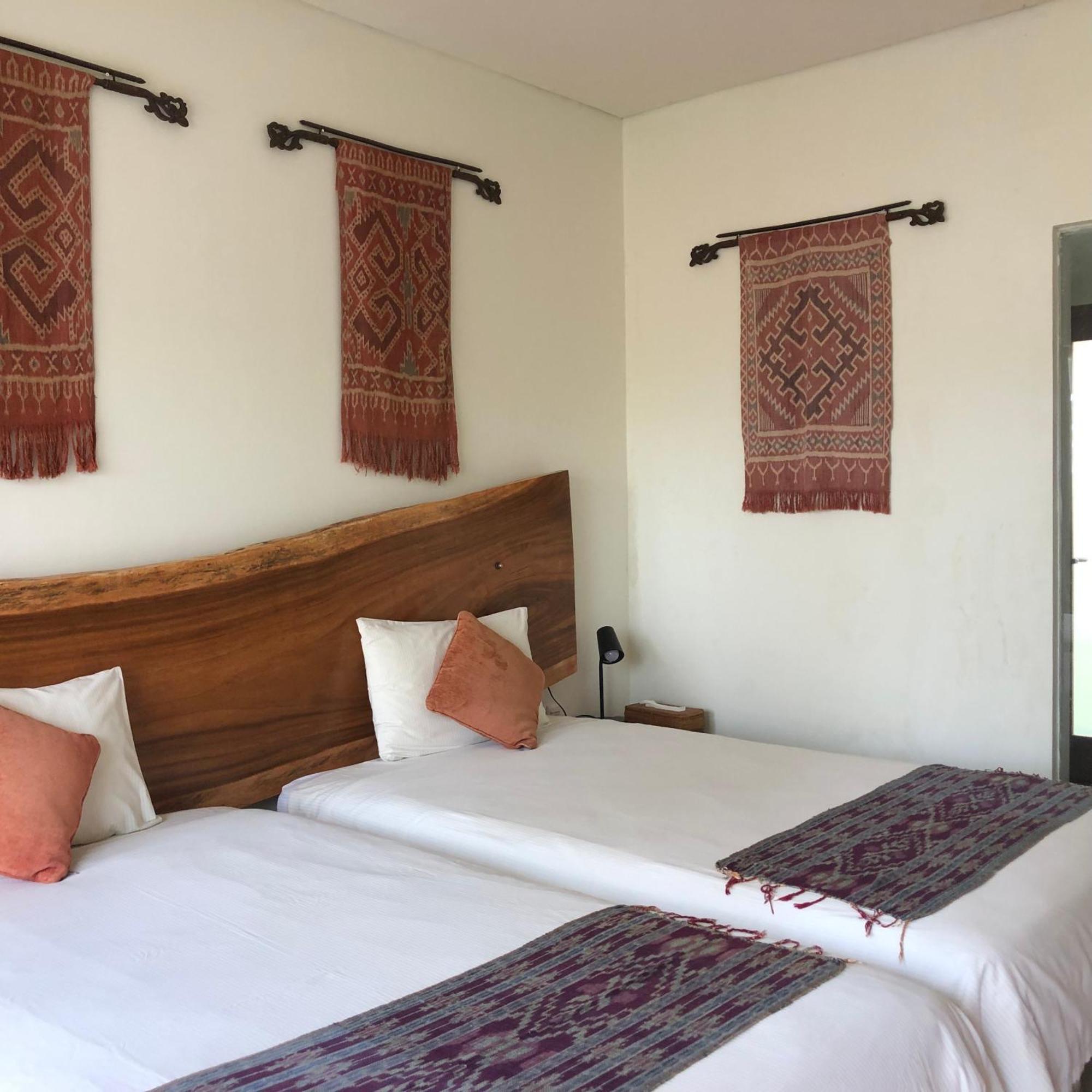 Villa Karingal Senggigi Ngoại thất bức ảnh
