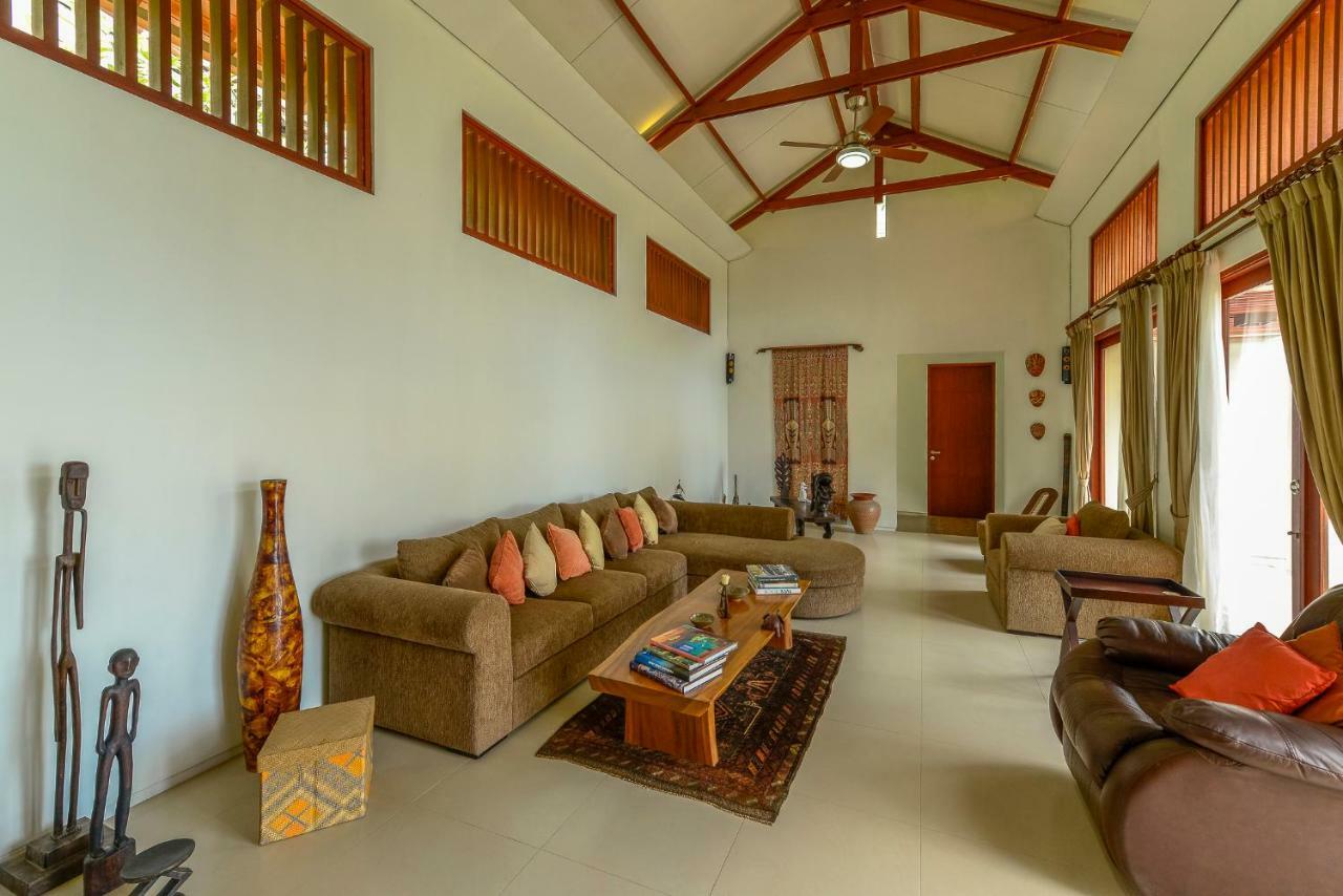 Villa Karingal Senggigi Ngoại thất bức ảnh